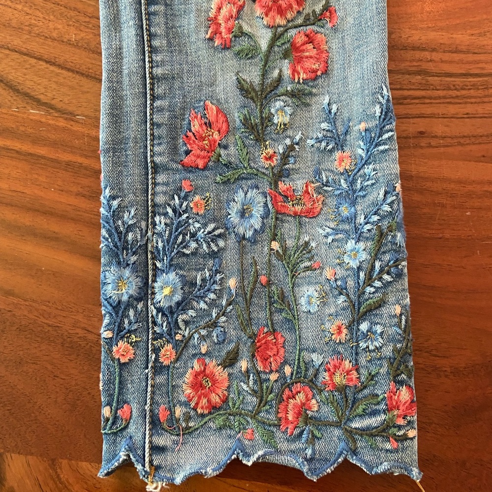 Driftwood, Candace Jeans, Size 27, “Classic” fit, cropped